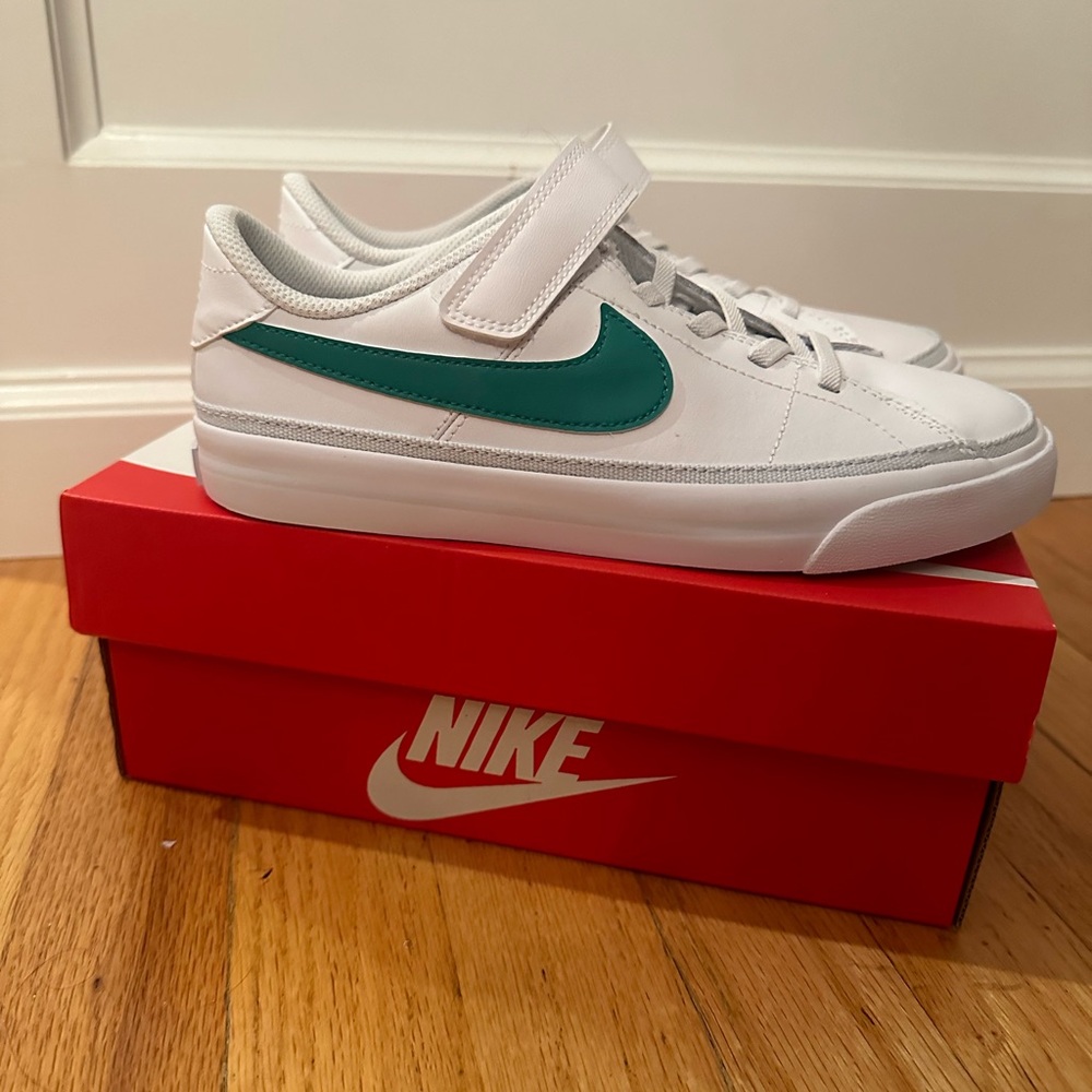 New in Box Nike Kids Court Legacy Tennis Sneakers